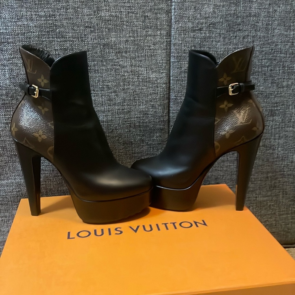 Louis Vuitton Boots